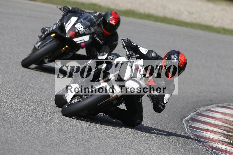 /Archiv-2024/67 10.09.2024 TZ Motorsport Training ADR/Gruppe rot/4